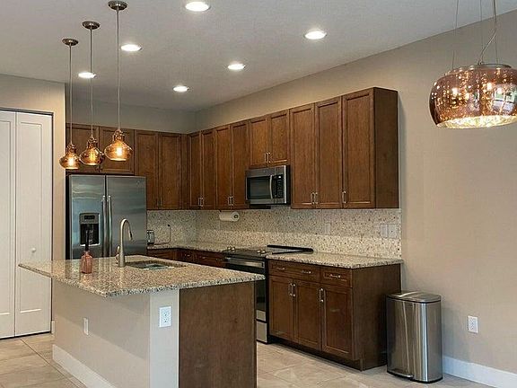 3rd image of 9639 Eagle River Rd