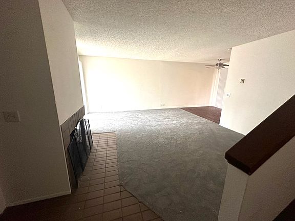 4th image of 8726 Villa La Jolla Dr #75