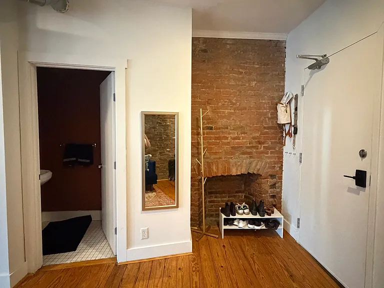1324 Main St #2C — Photo 9