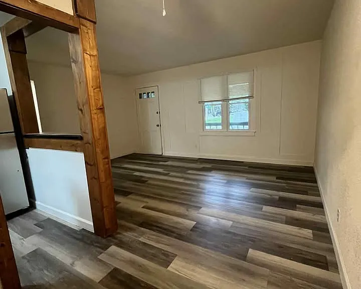 2404 SW Eveningside Dr — Photo 2