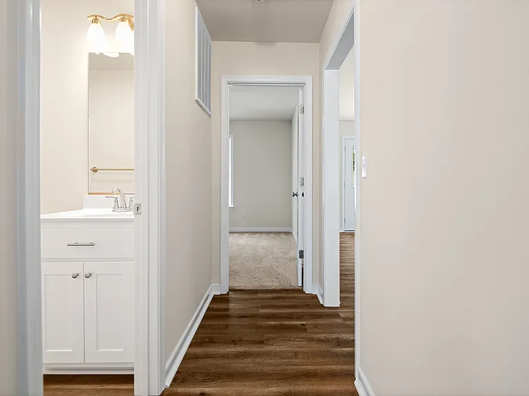 3867 Perthshire Ln — Photo 23