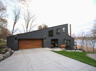 14220 Brunsvold Rd, Minnetonka, MN 55345