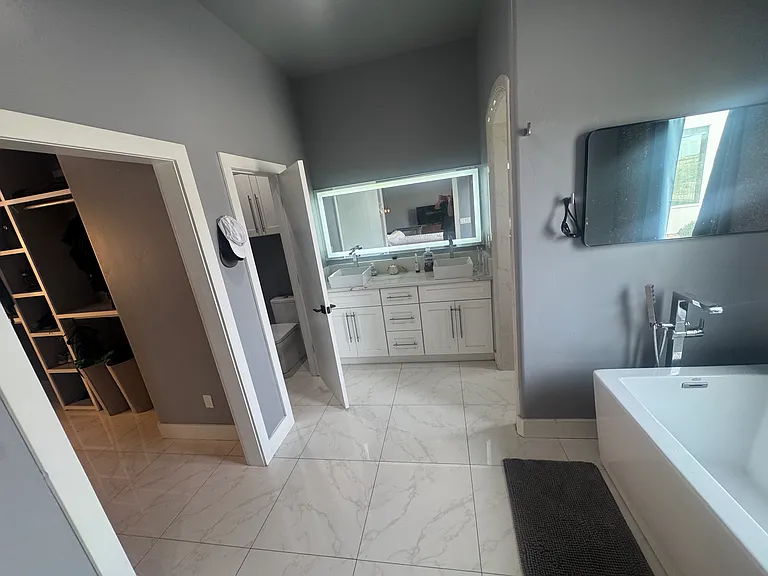 4402 La Cienaga Pl — Photo 12