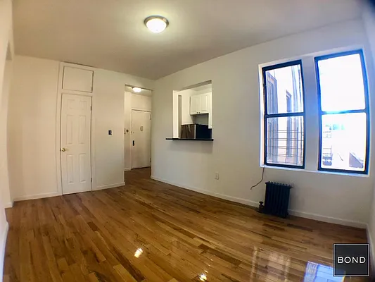 Rented by Bond New York | media 6