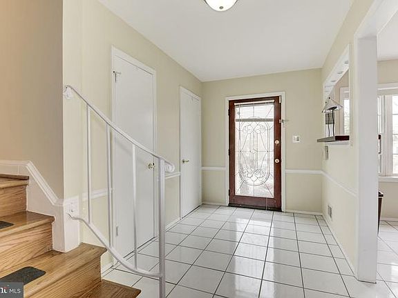 3rd image of 12706 Harborview Ct