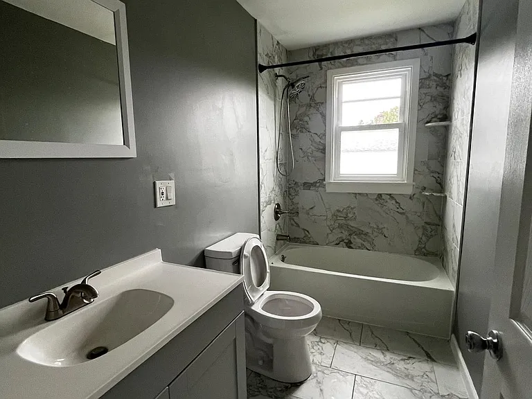 587 Arch St — Photo 15