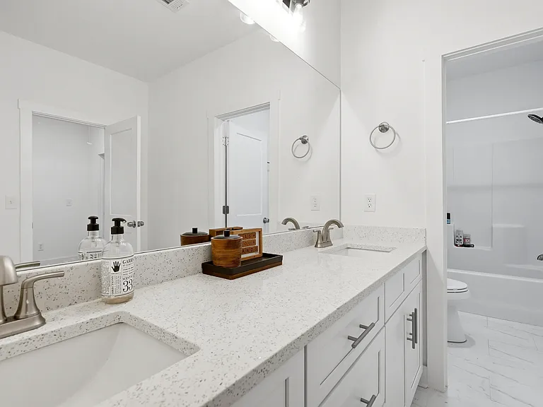 2049 Chestnut Oak Trl — Photo 44
