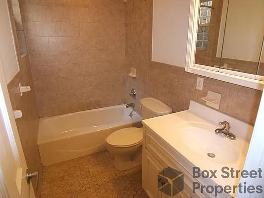Rented by Box Street Properties LLC | media 25
