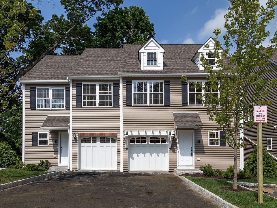 2nd image of 12 Robert Rinaldi Ln