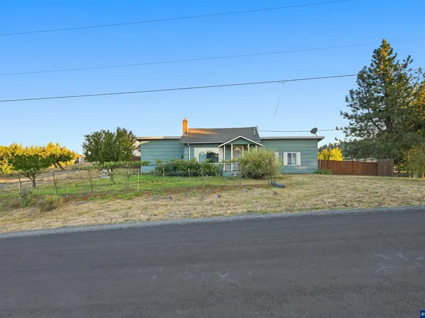 2008 Farmer Rd SE, Jefferson, OR 97352