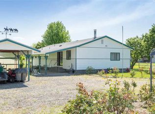 227407 E Game Farm Rd, Kennewick, WA 99337