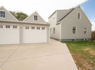 3921 Warren Ave, Cheyenne, WY 82001