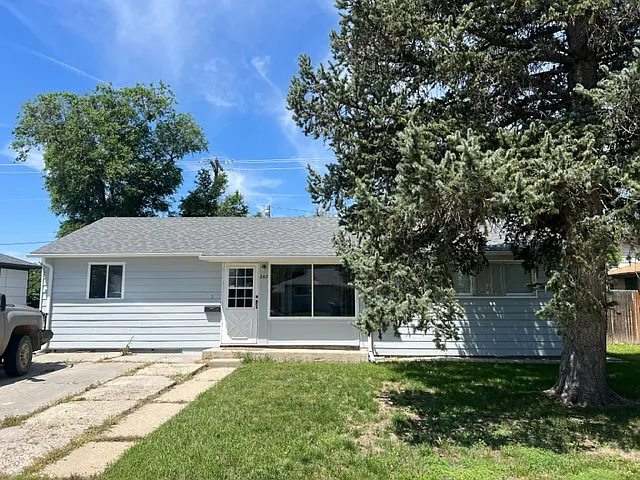 262 Lark St