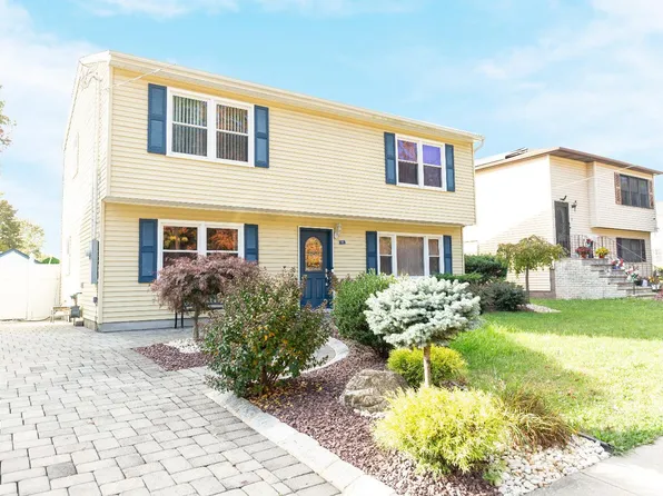 99 Omar Ave, Avenel, NJ 07001