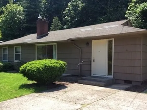 1190 Oak Ter, Lake Oswego, OR 97034