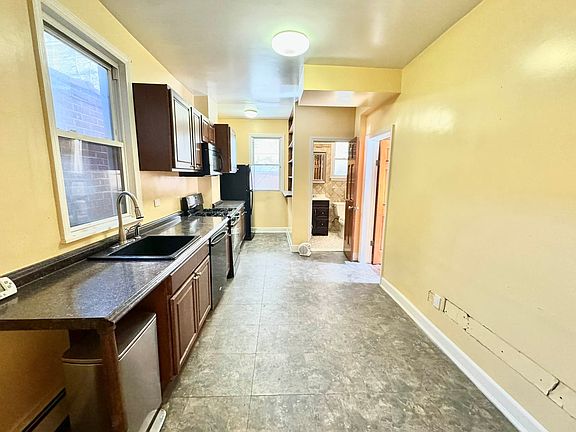 4th image of 31-19 23rd Ave #4