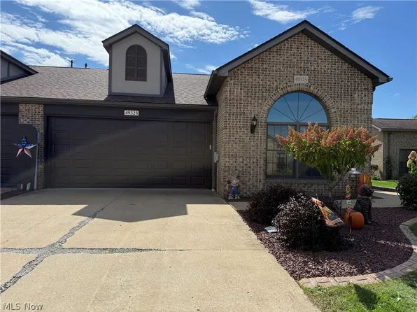49325 Eagle Dr, East Liverpool, OH 43920