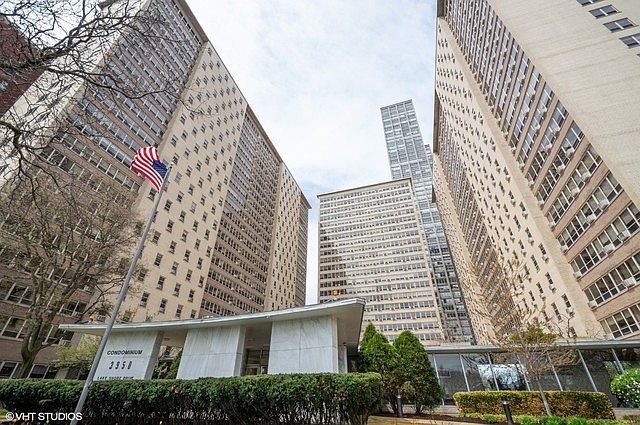 1st image of 3950 N Lake Shore Dr #625C