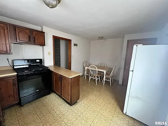 1431 Adlai Stevenson Dr — Photo 5