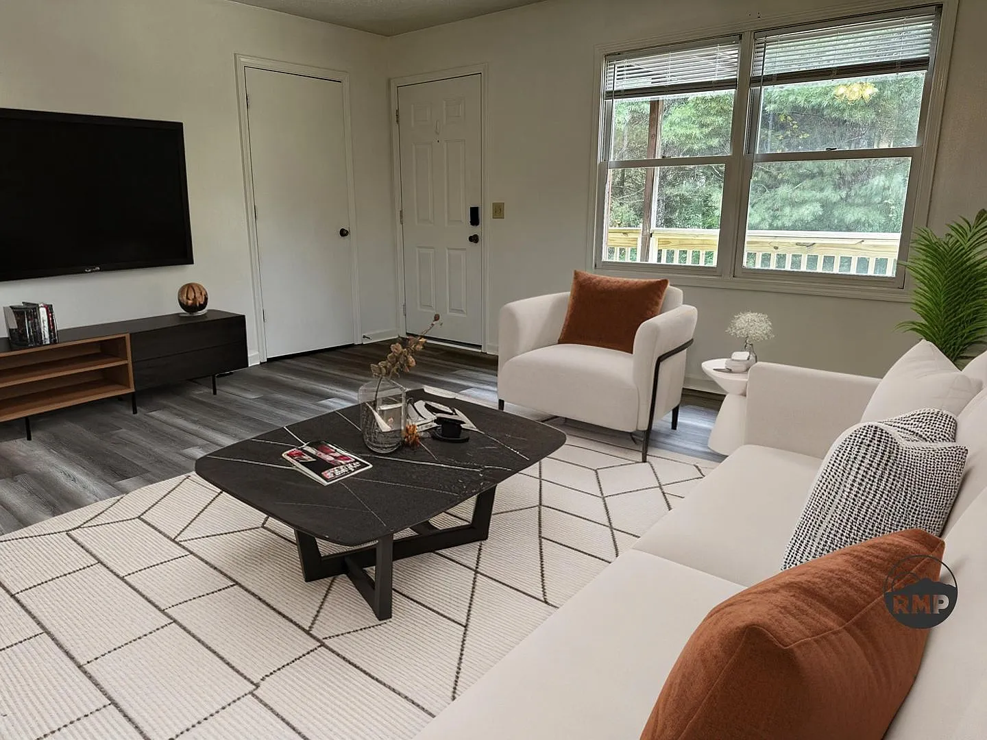 Newly Remodeled Duplex in Blacksburg — Photo 1