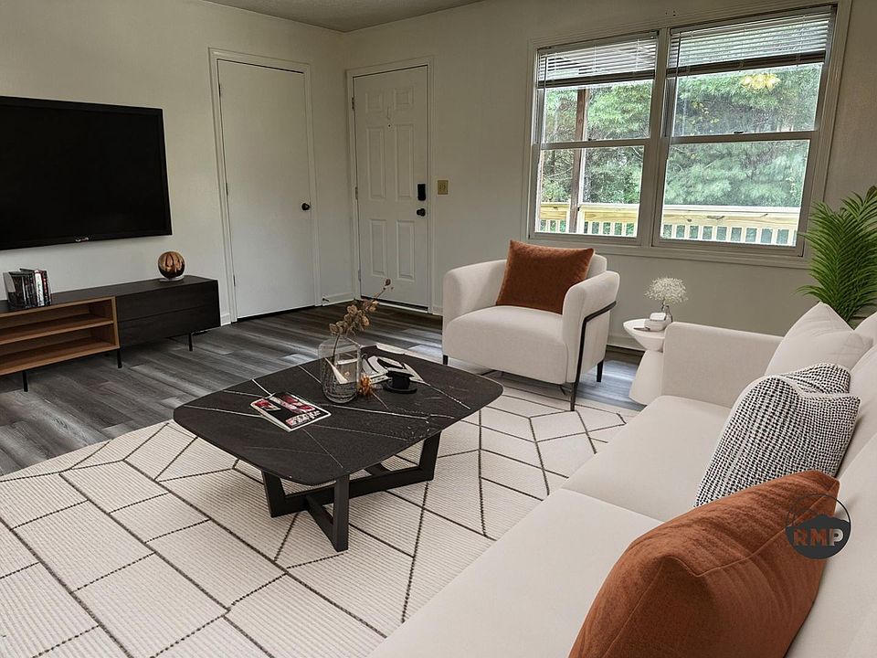 1st image of 1493 Sandy Cir