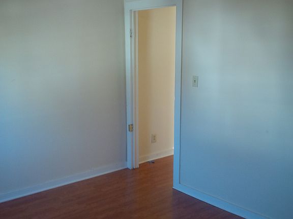 3rd image of 11634 155th St