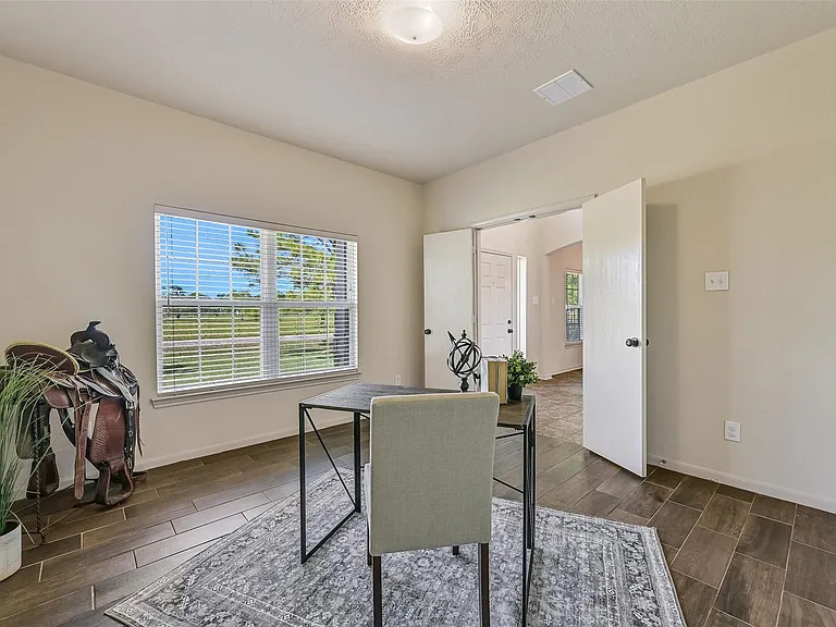 1404 Hollier Rd — Photo 9