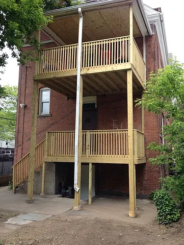382-384 Crown St Photo 1
