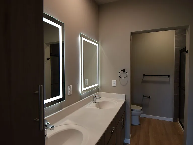 The Tuxedo Apartments — Photo 46