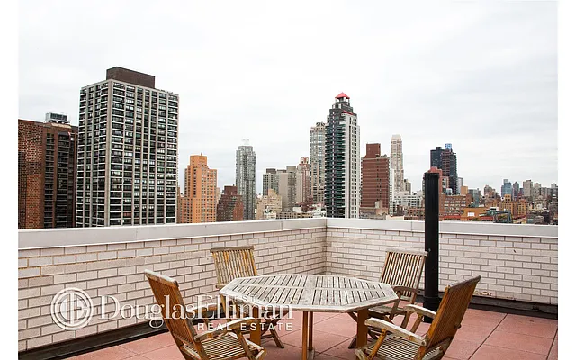 Sold by Douglas Elliman | media 7