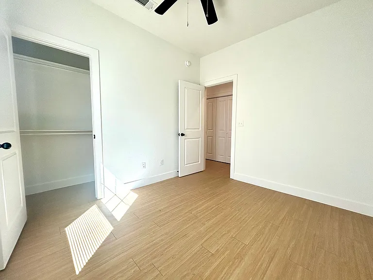 1820 Riverview Drive — Photo 25