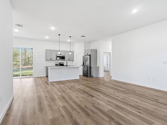 2nd image of 8675 N Circular Way