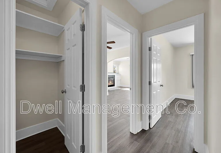 1430 Diamond Ln — Photo 19