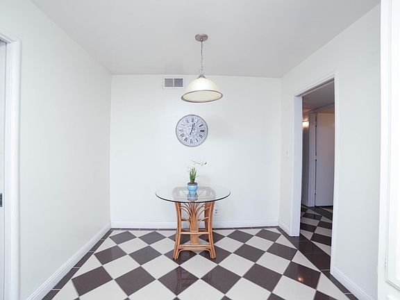 4th image of 5180 N Wishon Ave APT 205
