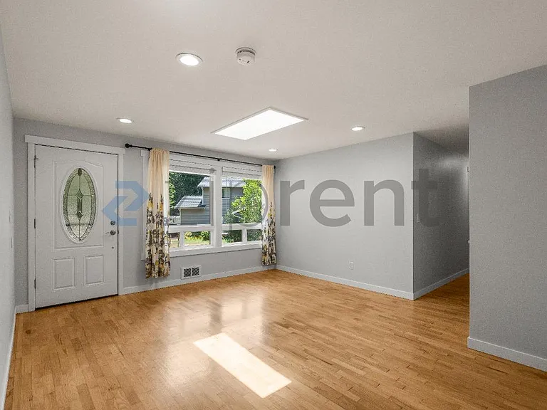 17525 199th Pl NE — Photo 3