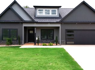 2123 N November Dr, Boiling Springs, SC 29316