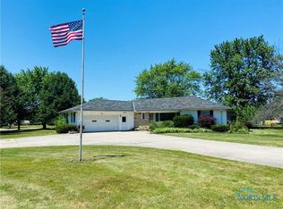 189 Harvest Ln, Oak Harbor, OH