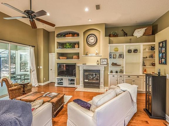 2nd image of 96009 Long Beach Dr