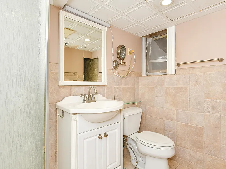610 Columbia Ave #1 — Photo 25