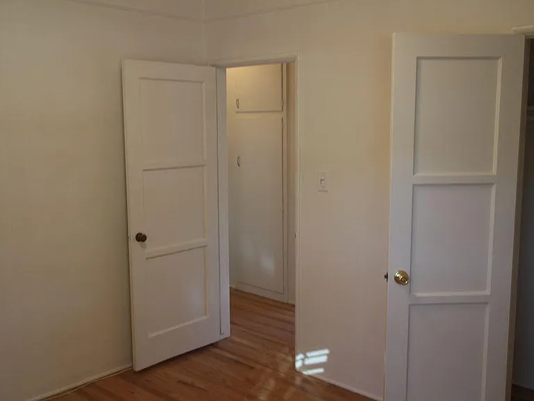 3804 Minerva Ave — Photo 14