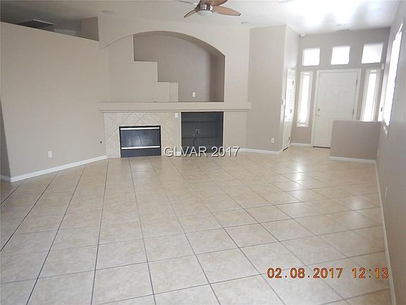 4th image of 216 Sunlight Peak St #0