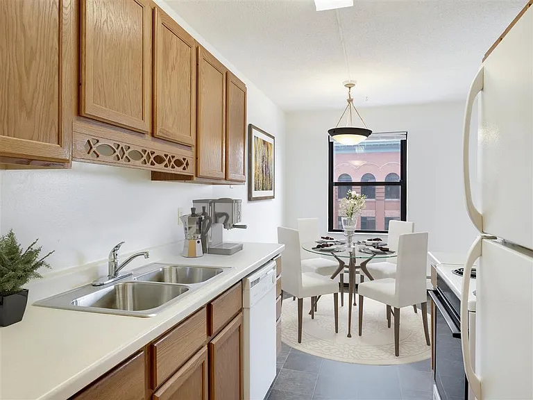 Mears Park Place — Photo 21