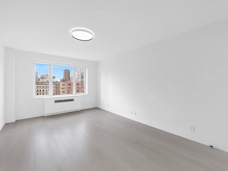 920 Park Ave #15-C — Photo 13