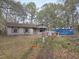 36 Parker Dr, Beaufort, SC 29906