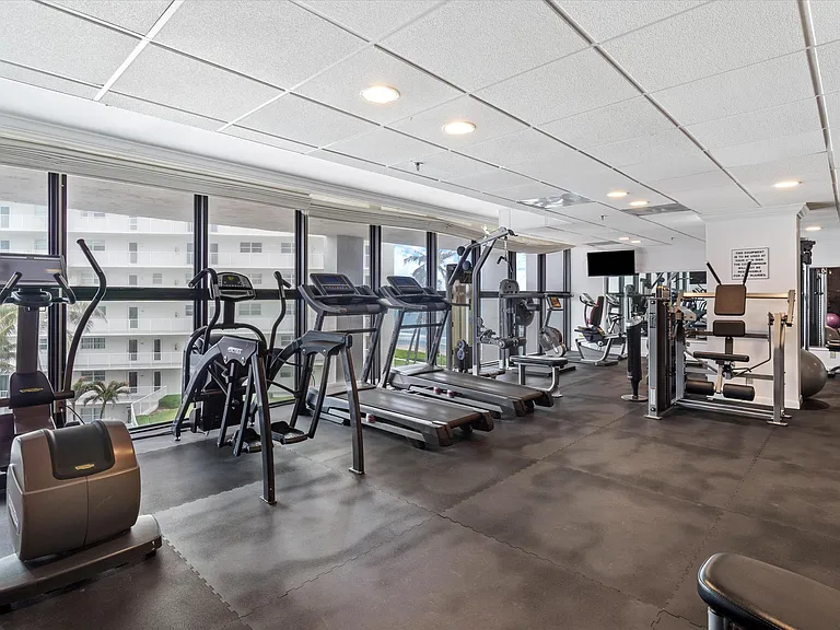3115 S Ocean Blvd #302 — Photo 35