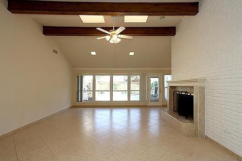 3rd image of 7303 Blythdale Dr
