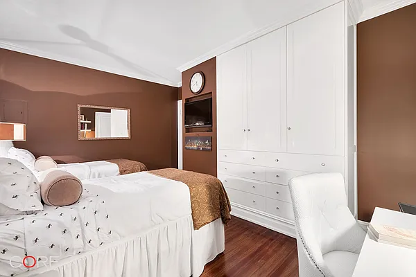 Sold by CORE | media 5