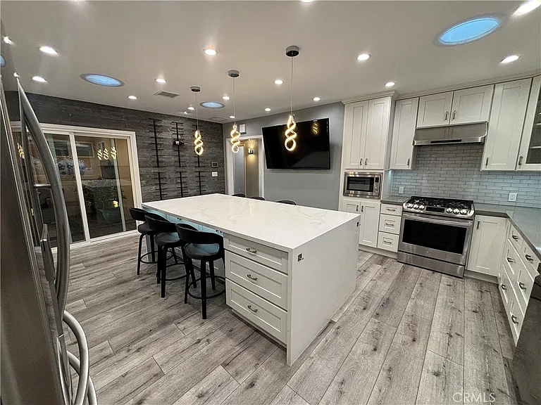 6250 Aura Ave — Photo 17