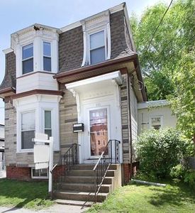 252 Pearl St, Cambridge, MA, 02139
