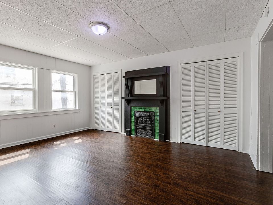 1st image of 91 Amanda Ave Floor 2